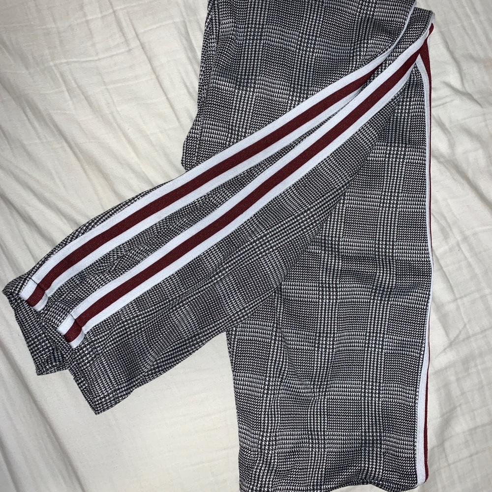 Guess pants - Picture 2 of 4